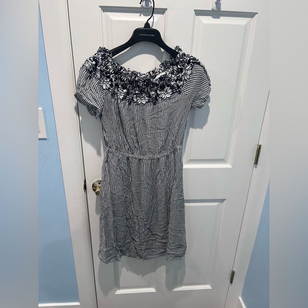 H&M Blue and white striped midi dress Size 8